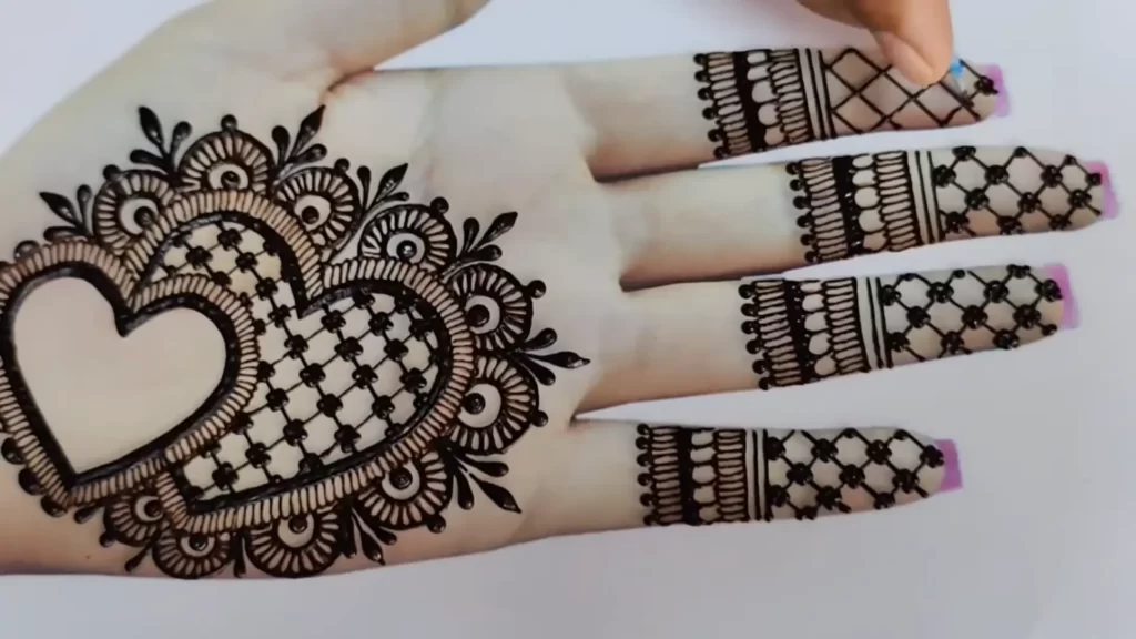 सिंपल मेहंदी डिजाइन फोटो, पिक्स और इमेज 4 simple heart mehndi style